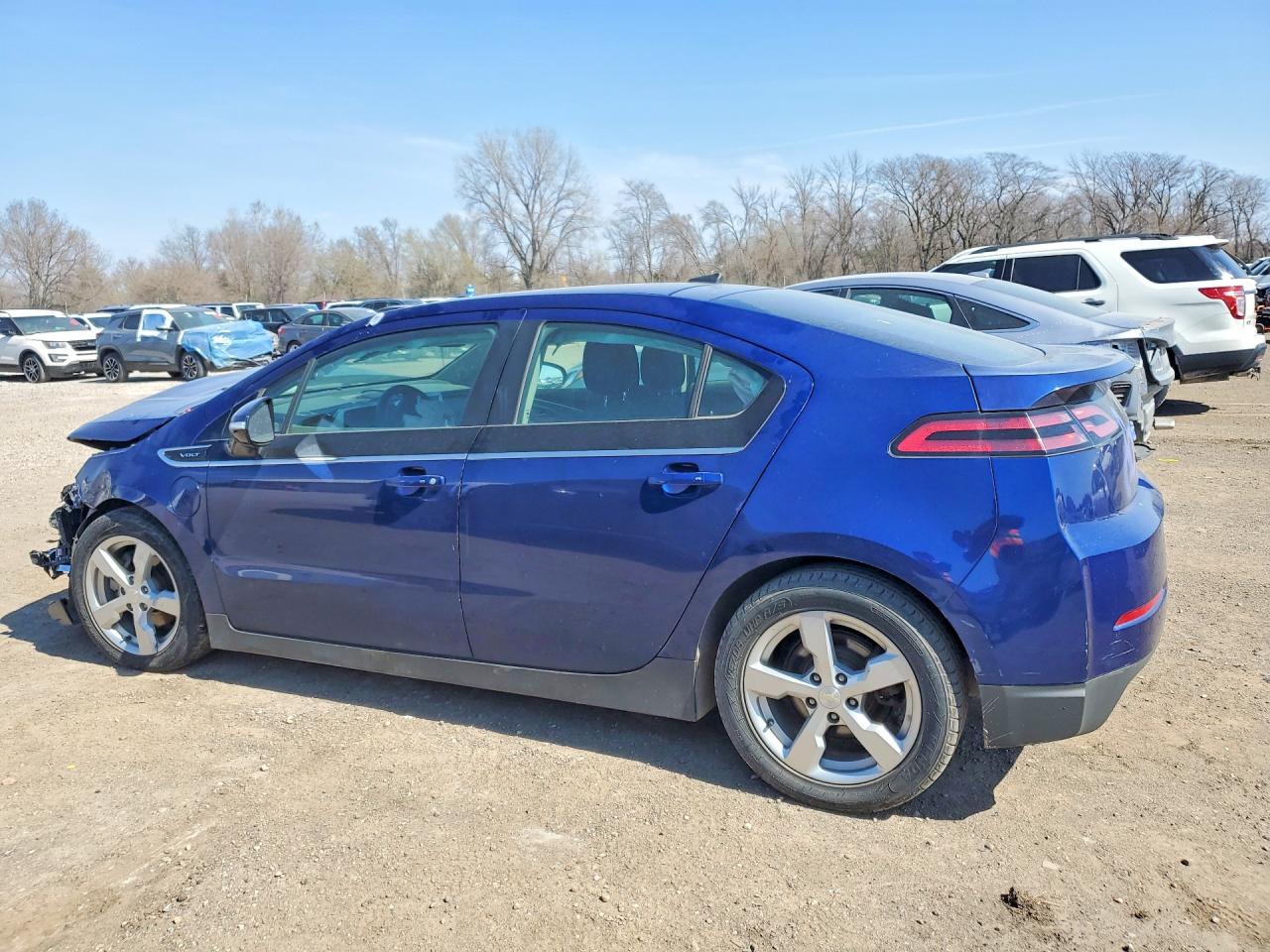 2013 Chevrolet Volt - zdjęcie 2