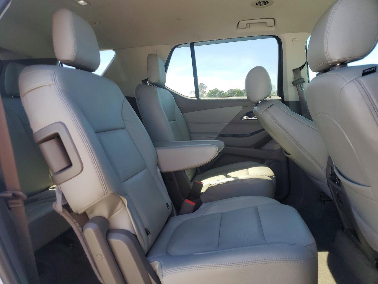 2018 Chevrolet Traverse Lt - zdjęcie 11