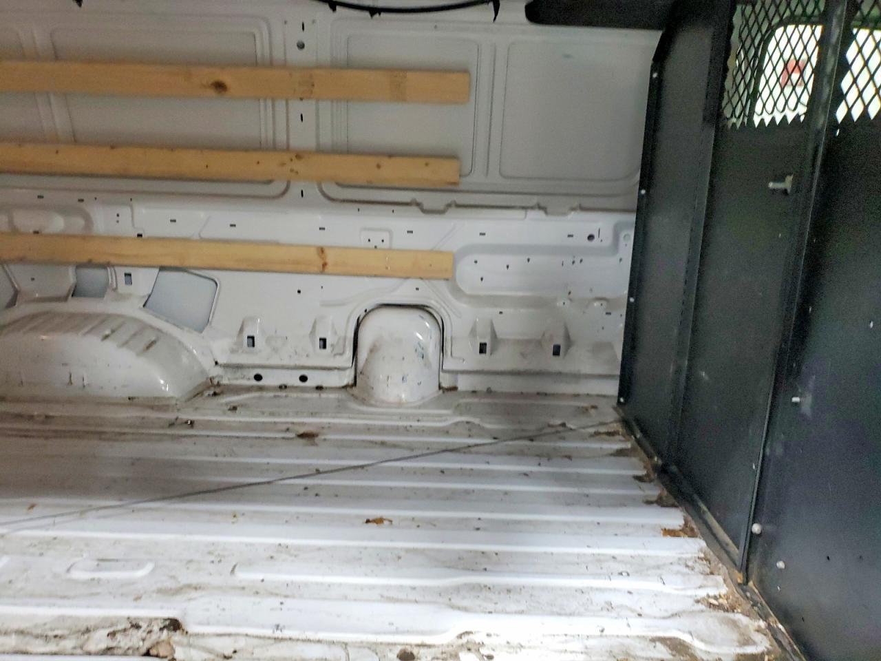 2014 Ford Econoline E250 Van - zdjęcie 10