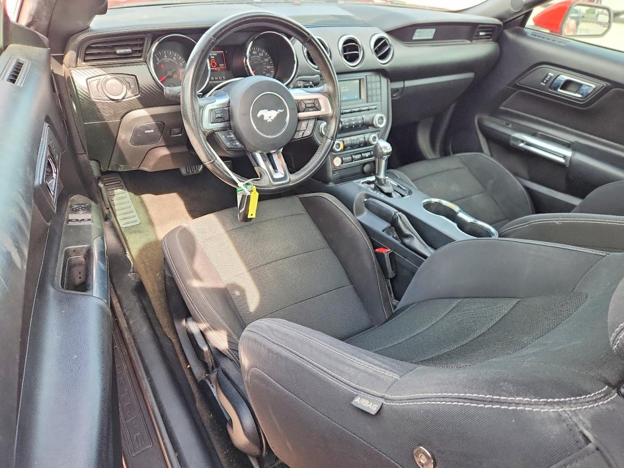 2016 Ford Mustang - zdjęcie 8