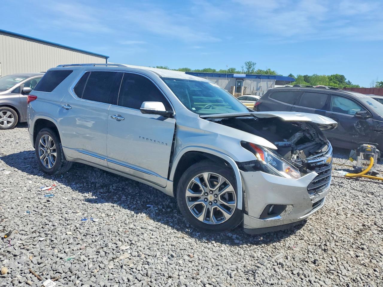 2018 Chevrolet Traverse Premier - zdjęcie 4