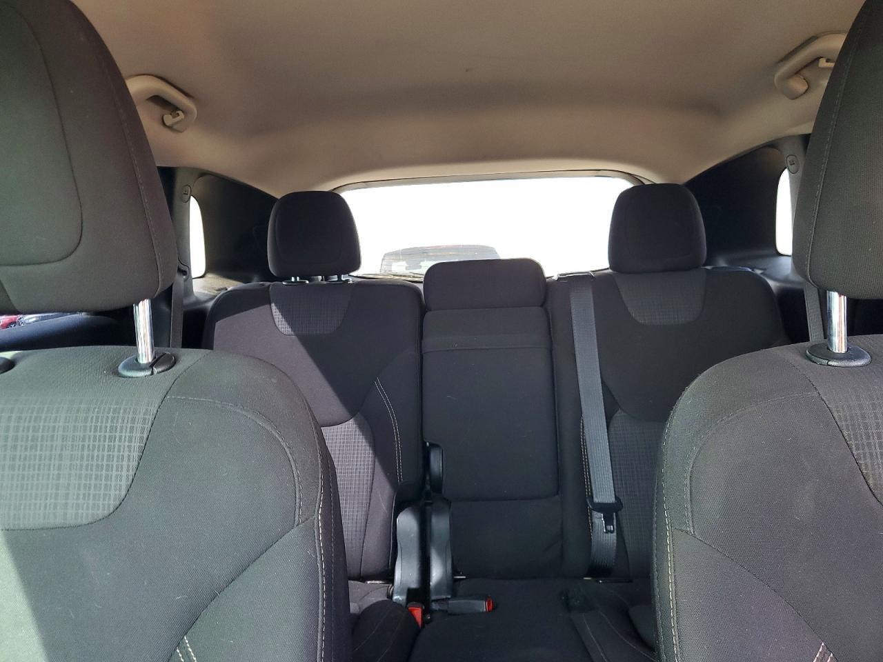 2016 Jeep Cherokee Latitude - zdjęcie 10