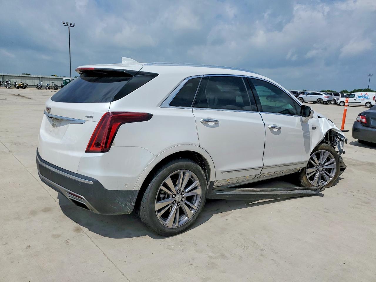 2024 Cadillac Xt5 Premium Luxury - zdjęcie 3