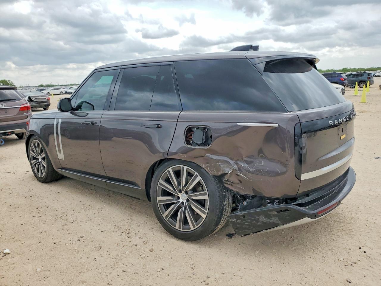 2025 Land Rover Range Rover Autobiography - zdjęcie 2