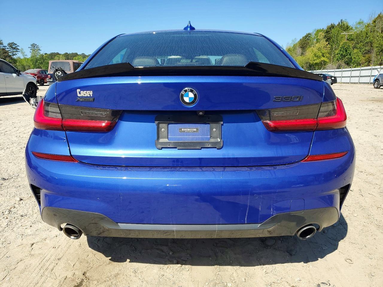 2020 BMW Seria 3 330i - zdjęcie 6