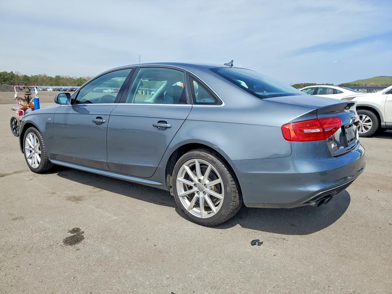 2015 Audi A4 Premium - zdjęcie 2