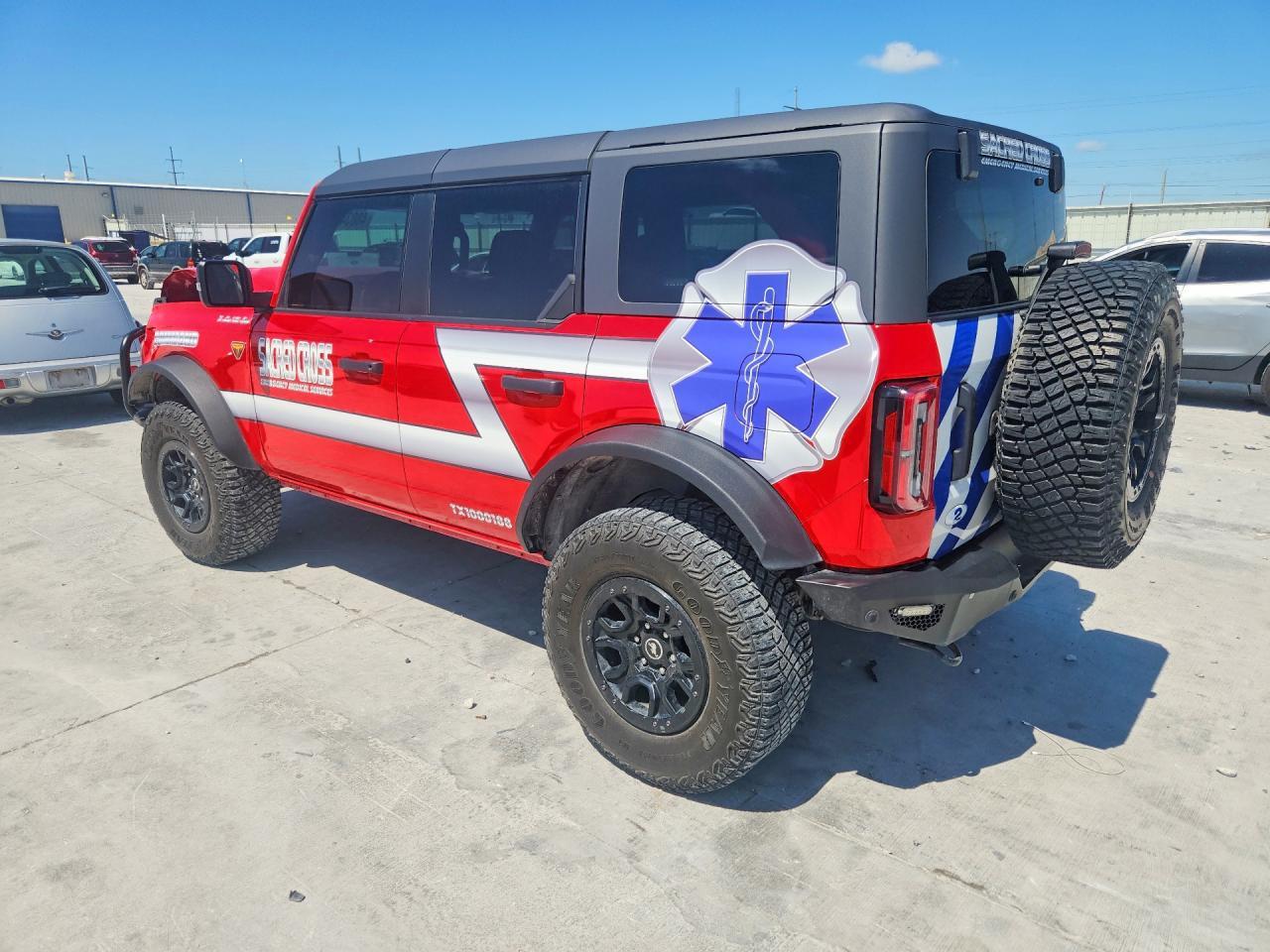 2024 Ford Bronco Badlands - zdjęcie 2