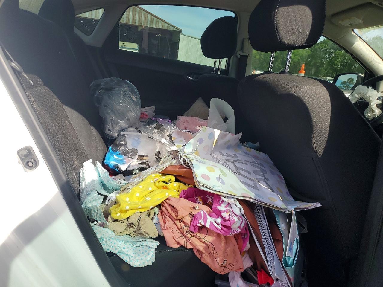 2019 Nissan Sentra S - zdjęcie 10