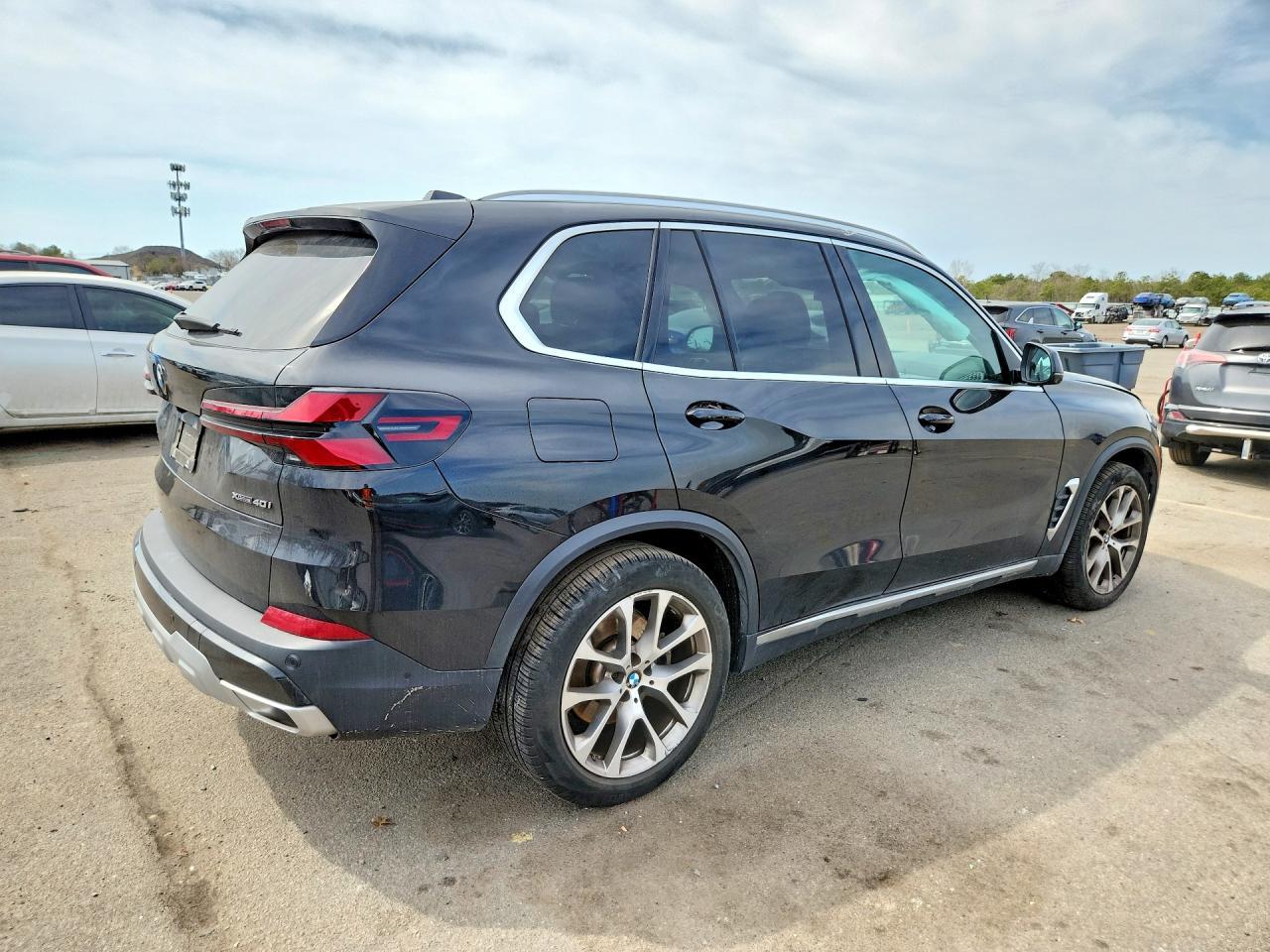 2025 BMW X5 xDrive40I - zdjęcie 3