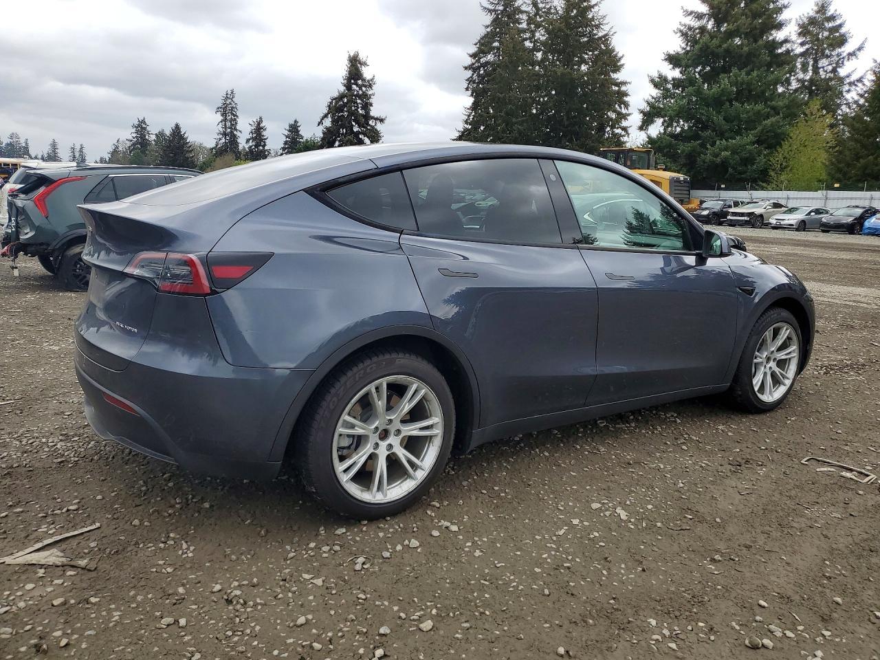 2022 Tesla Model Y - zdjęcie 3