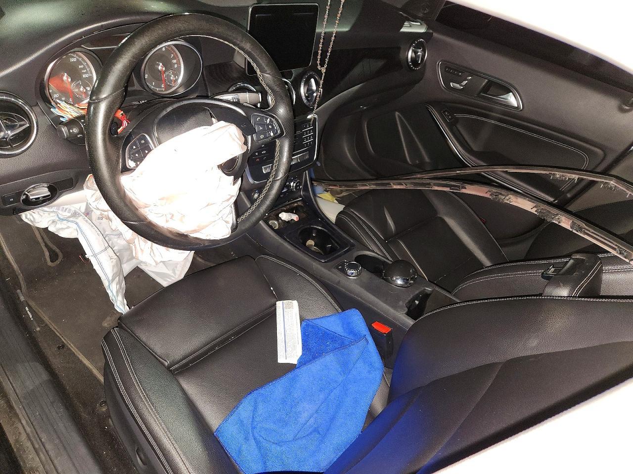 2018 Mercedes-Benz Cla 250 - zdjęcie 8