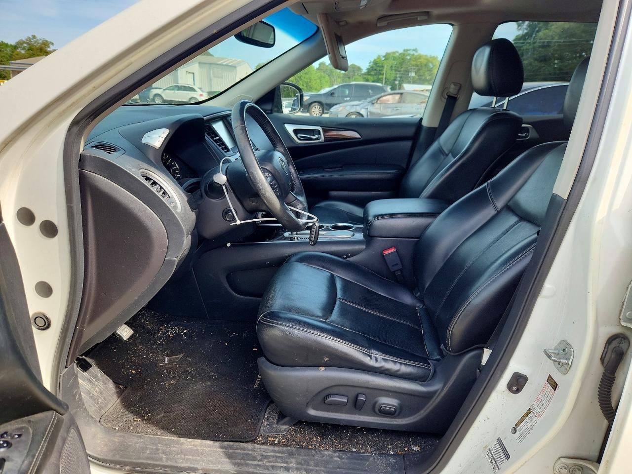 2015 Nissan Pathfinder Platinum - zdjęcie 7