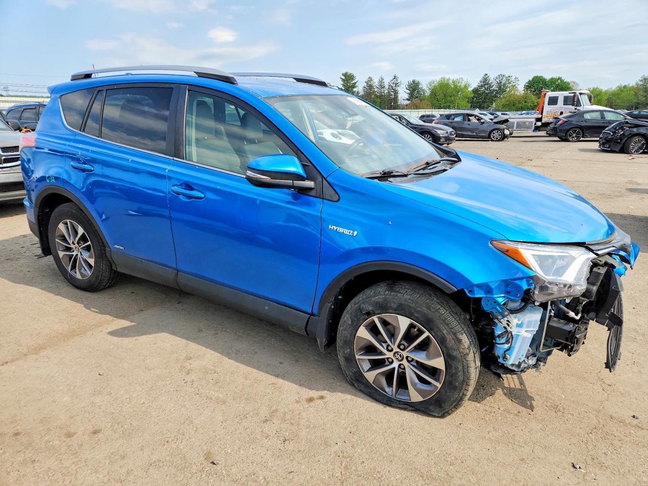 2018 Toyota Rav4 Hybrid Le - zdjęcie 4