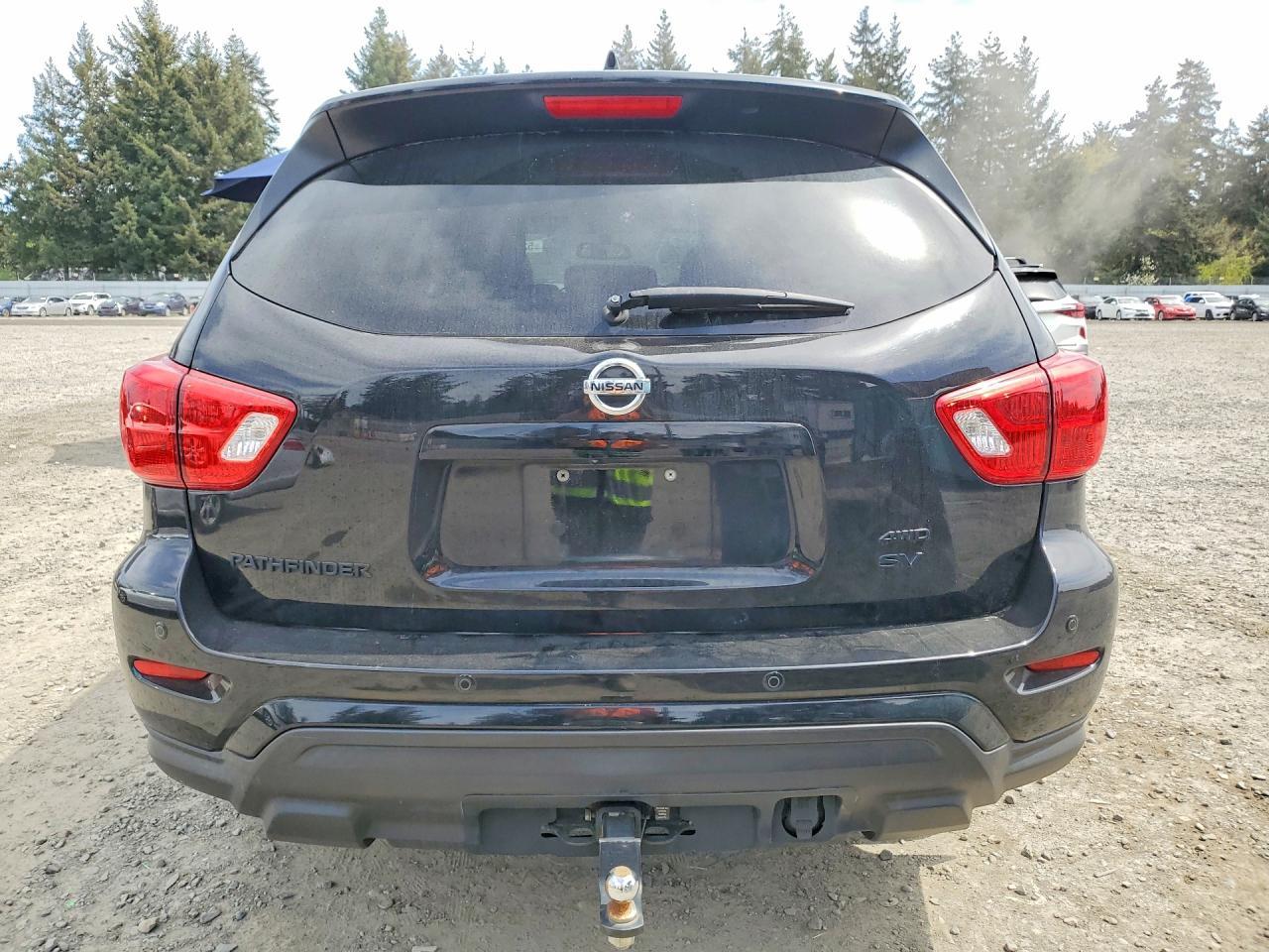 2020 Nissan Pathfinder Sv - zdjęcie 6