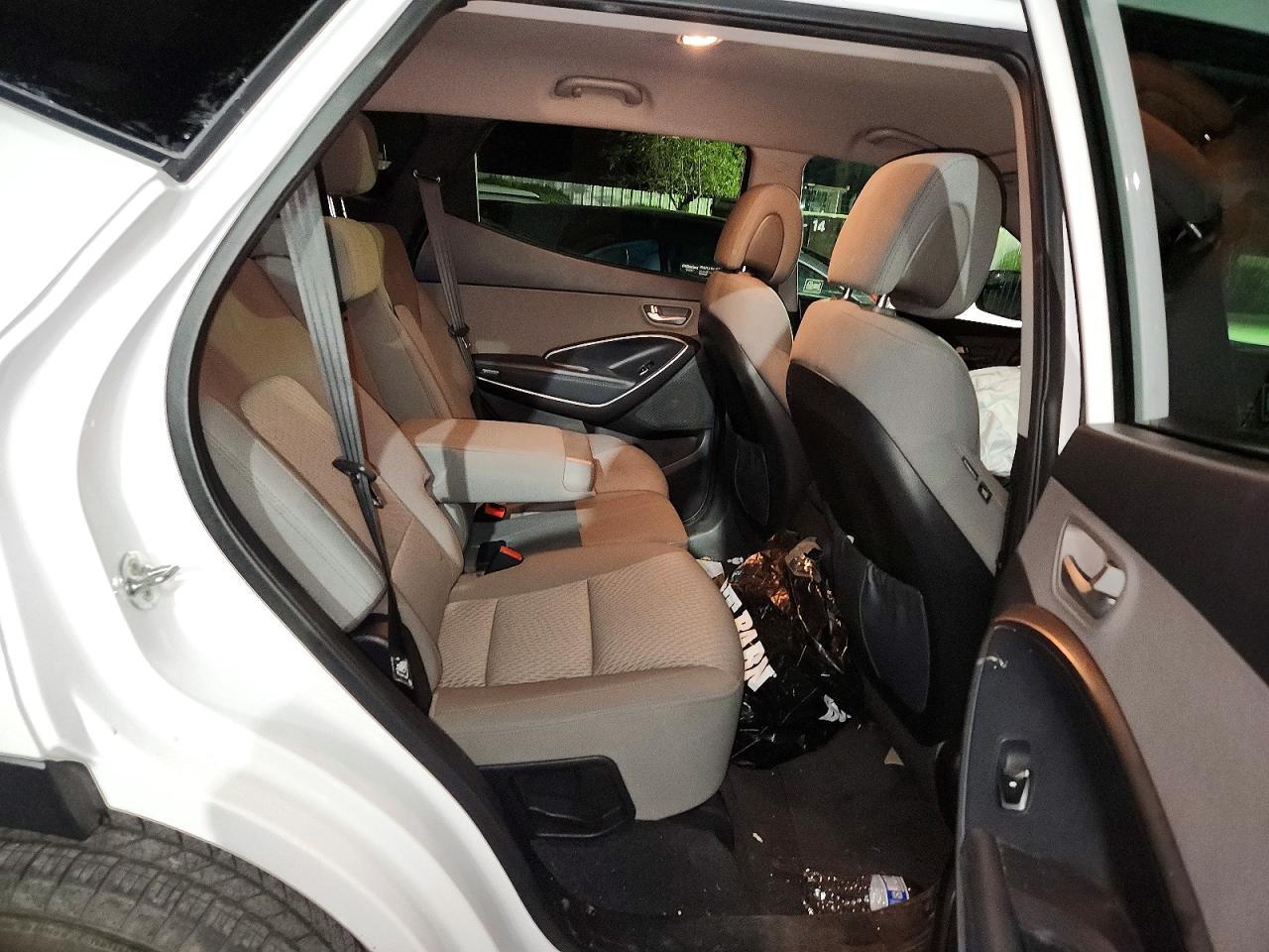 2017 Hyundai Santa Fe Sport 2.4L - zdjęcie 11