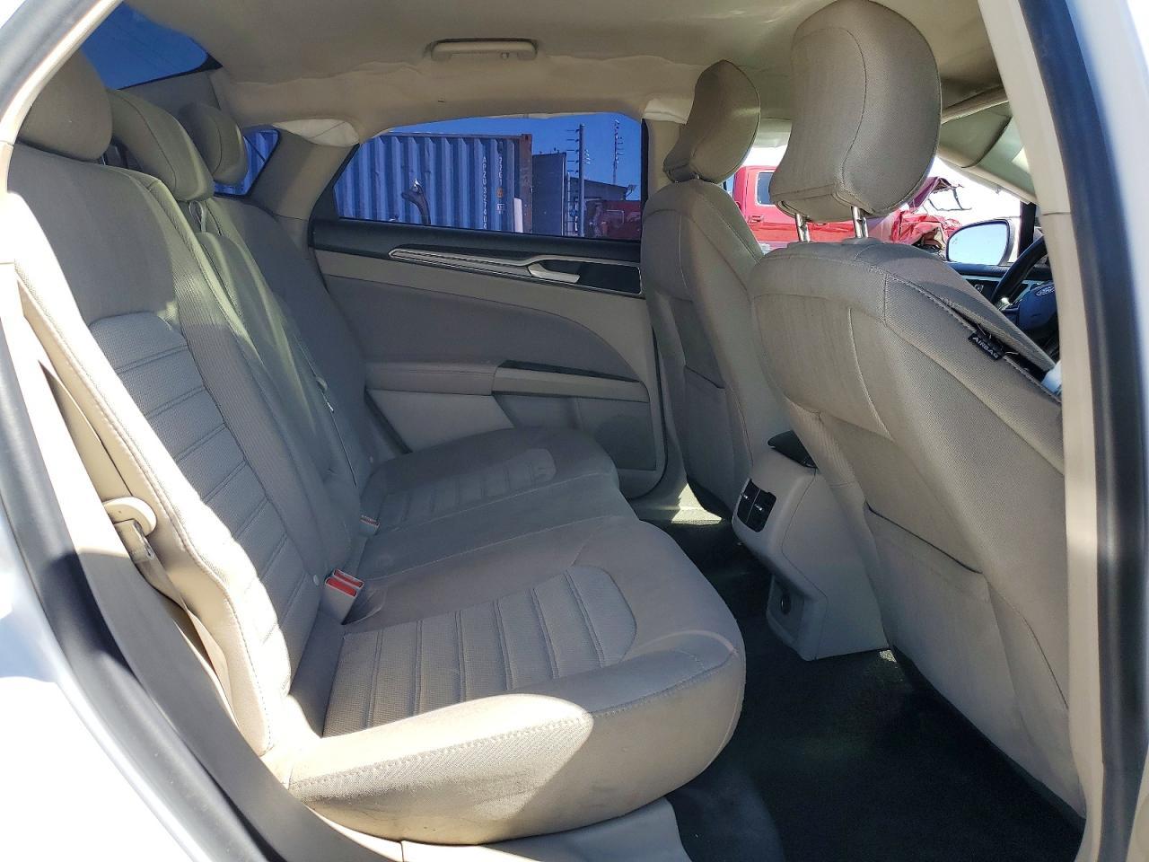 2019 Ford Fusion Se - zdjęcie 17
