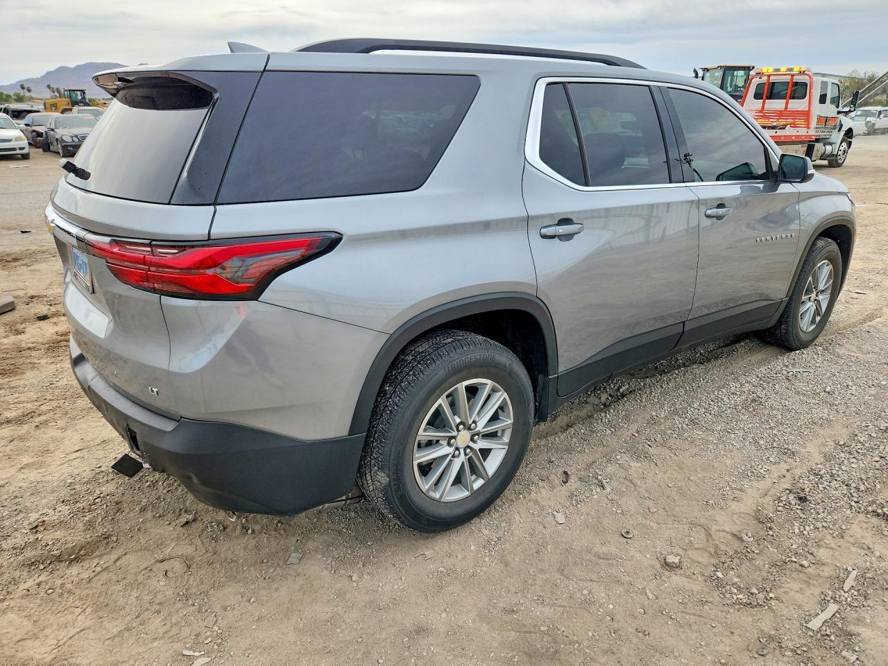 2023 Chevrolet Traverse Lt - zdjęcie 3