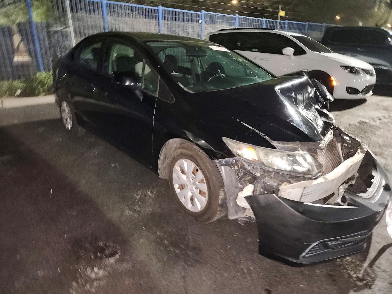 2013 Honda Civic Lx - zdjęcie 4