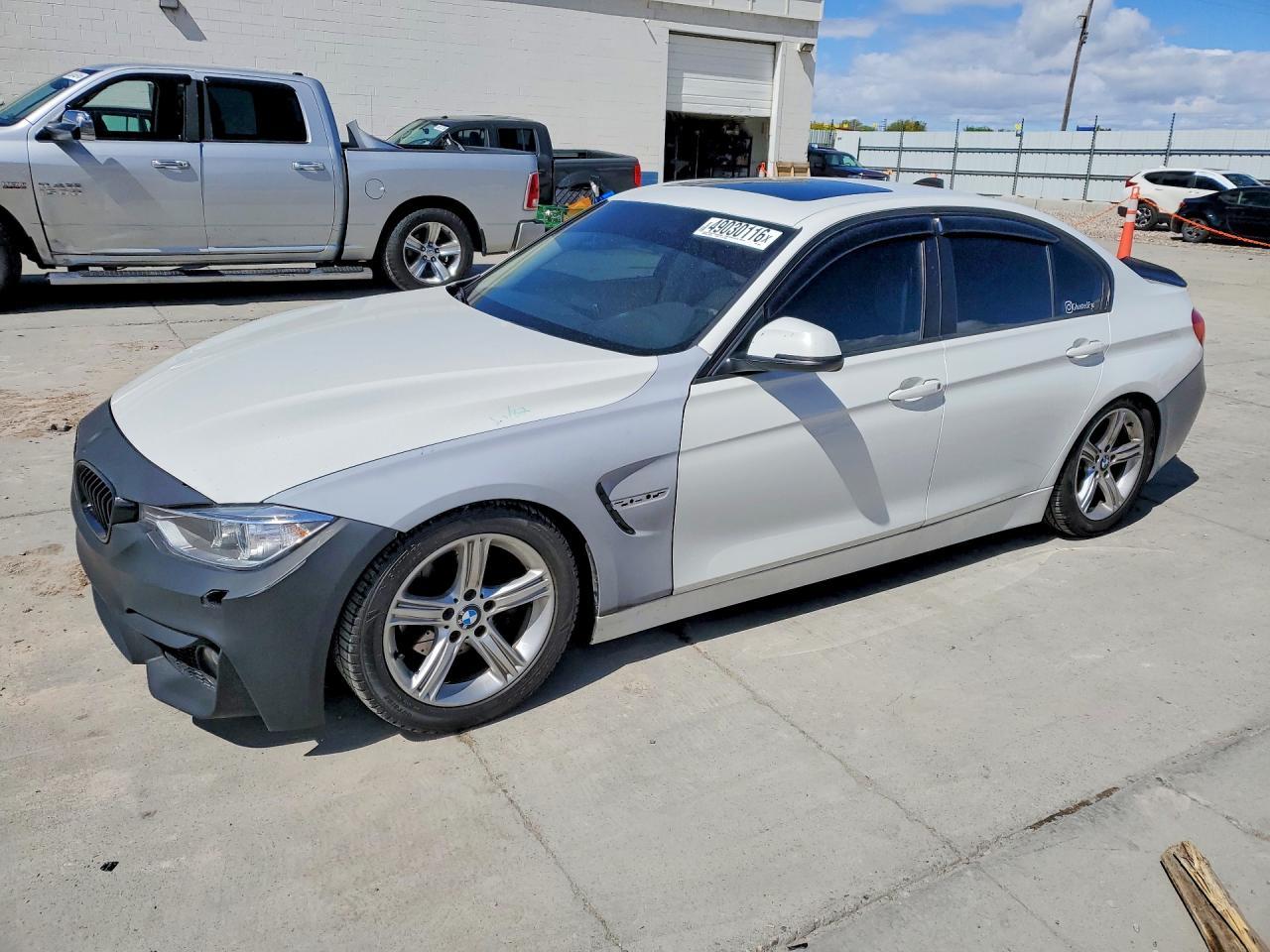 2013 BMW 328 I - zdjęcie główne