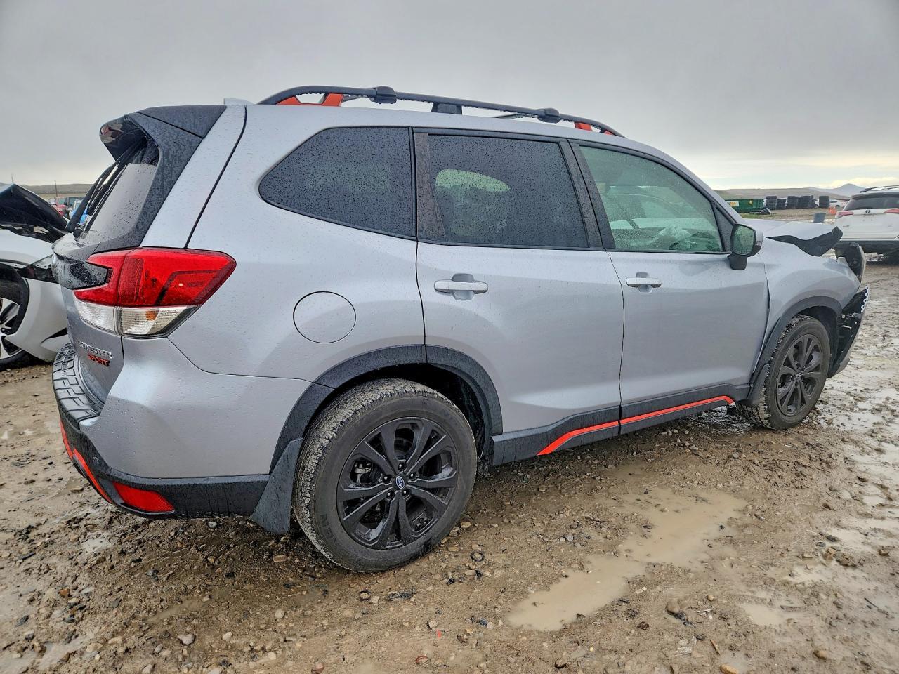 2021 Subaru Forester Sport - zdjęcie 3