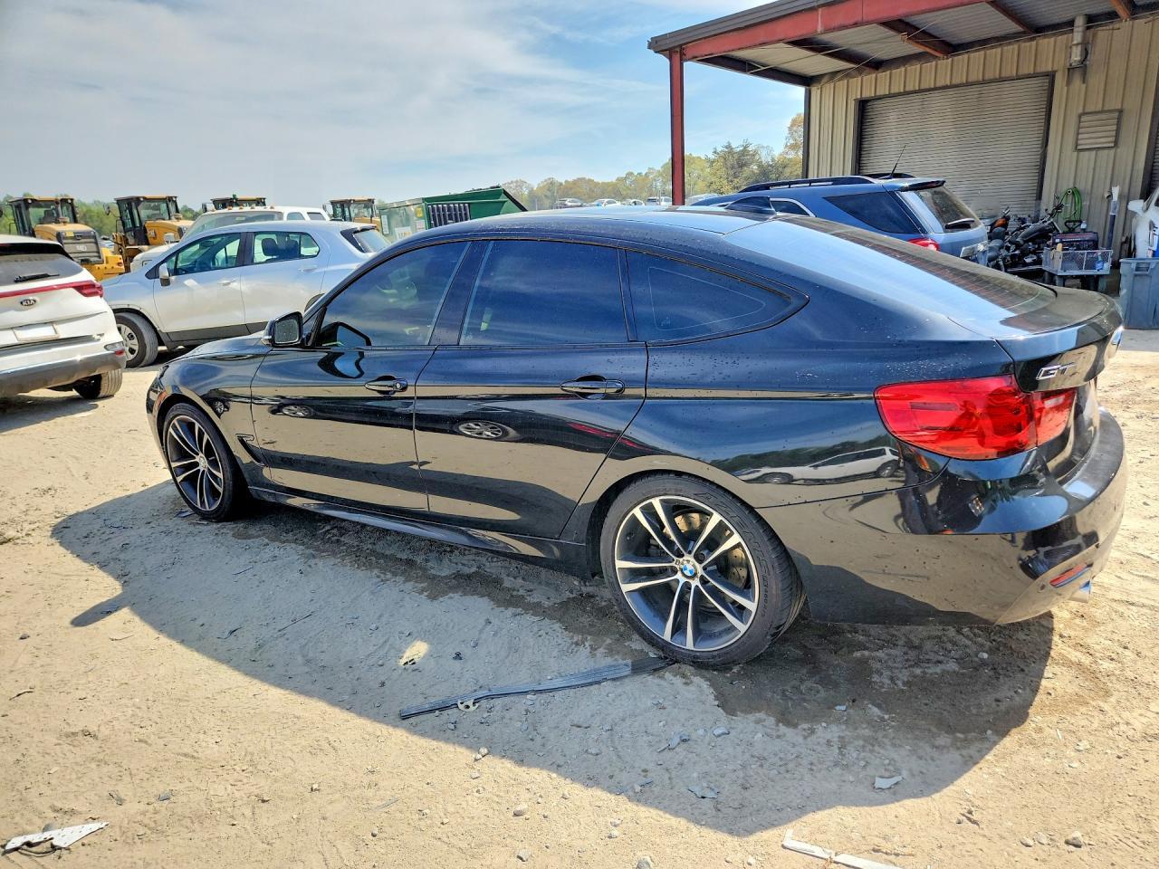 2014 BMW 335 Xigt - zdjęcie 2