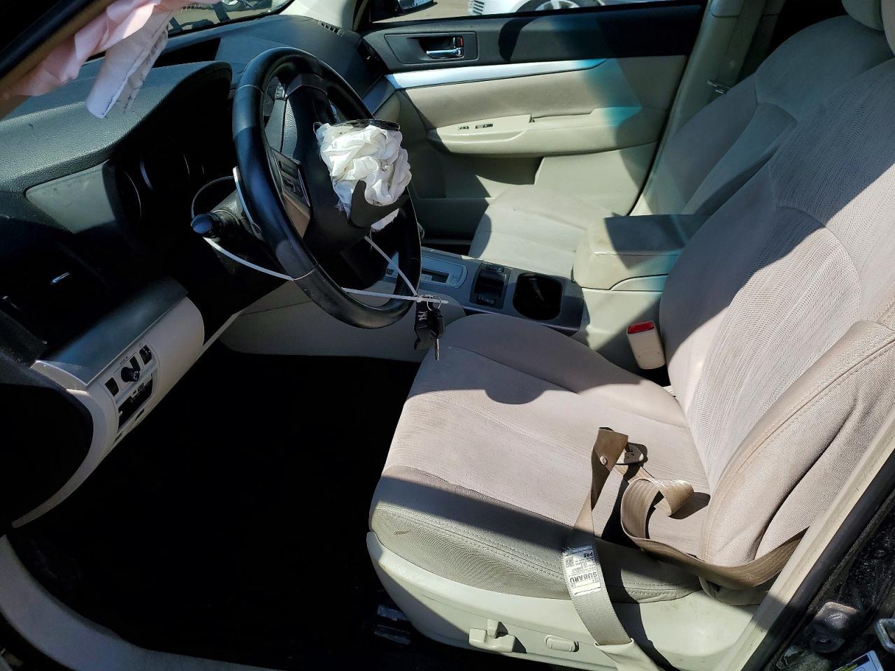 2014 Subaru Outback 2.5I Premium - zdjęcie 7