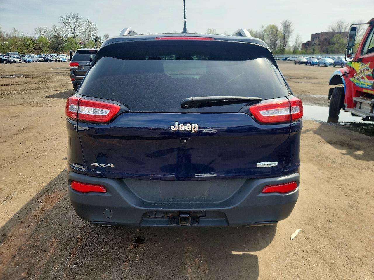 2015 Jeep Cherokee Latitude - zdjęcie 6