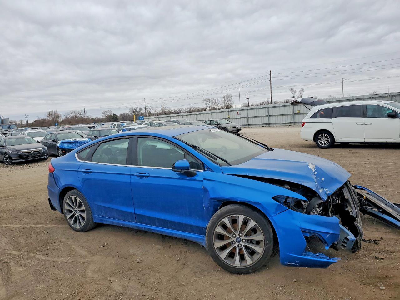 2020 Ford Fusion Se - zdjęcie 4