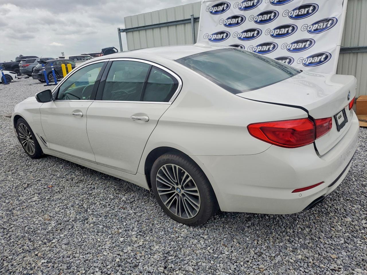BMW Seria 5 - zdjęcie 2