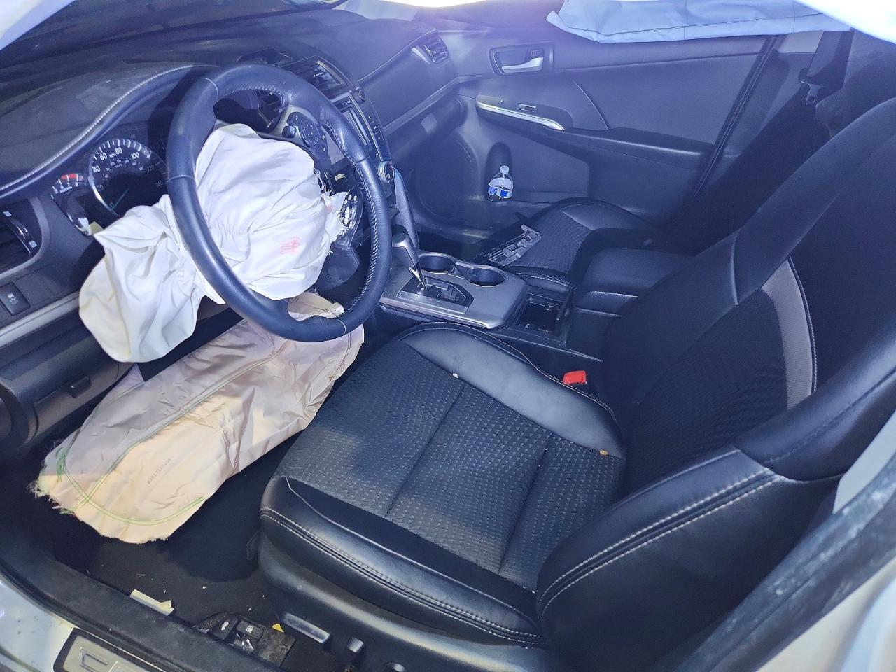 2014 Toyota Camry Se - zdjęcie 7