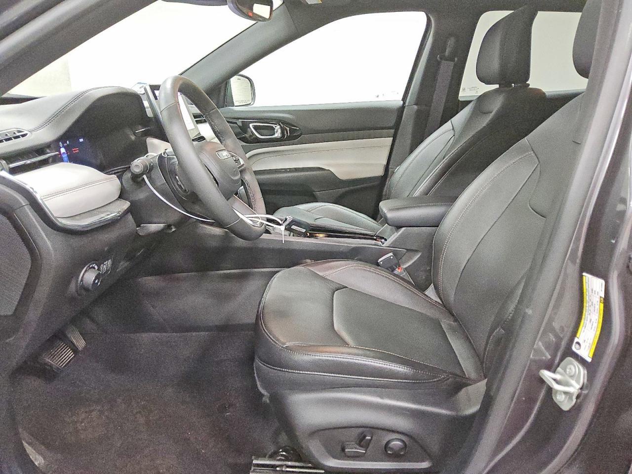 2024 Jeep Compass Limited - zdjęcie 7