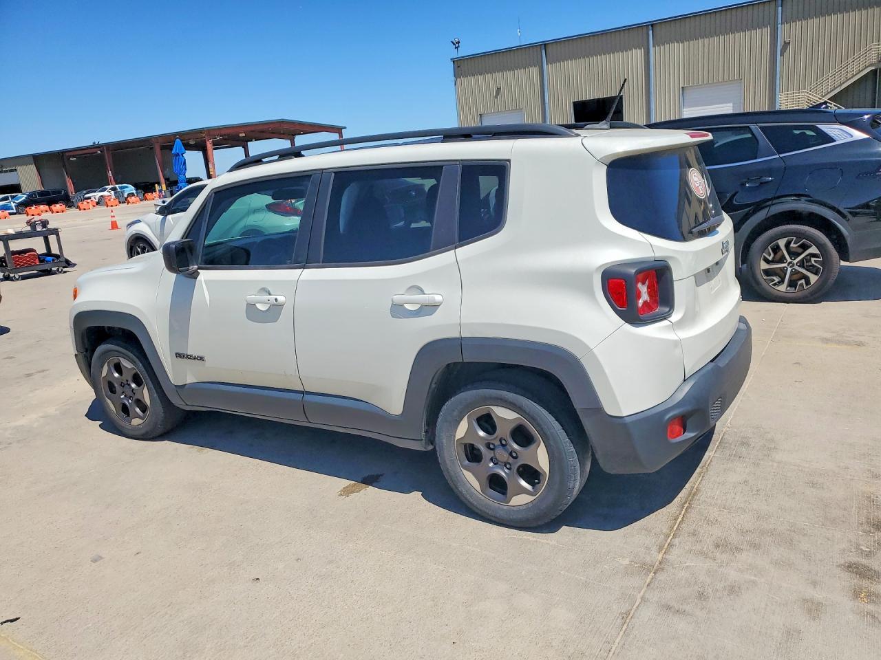 2017 Jeep Renegade Sport - zdjęcie 2
