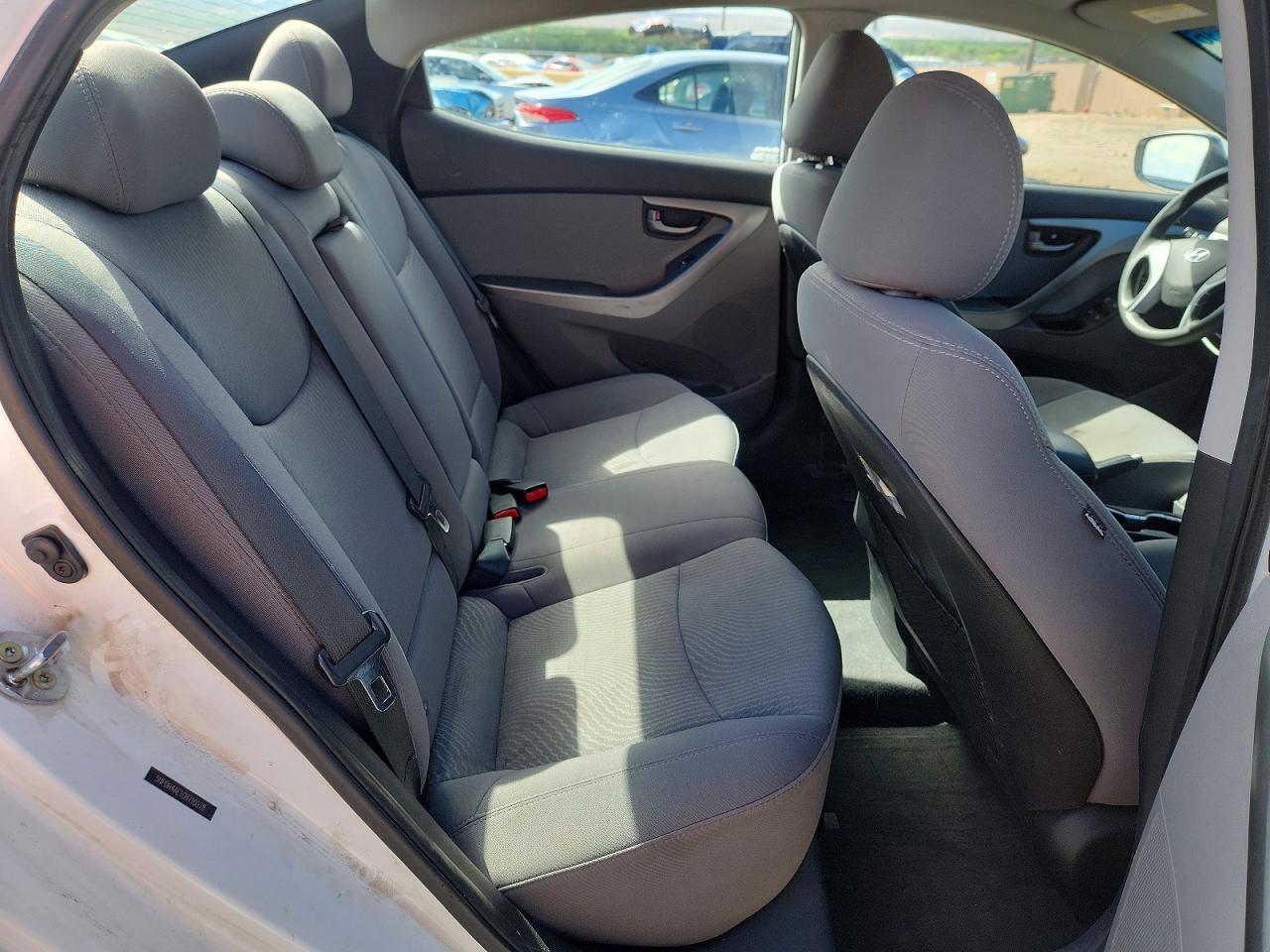 2016 Hyundai Elantra Se - zdjęcie 10