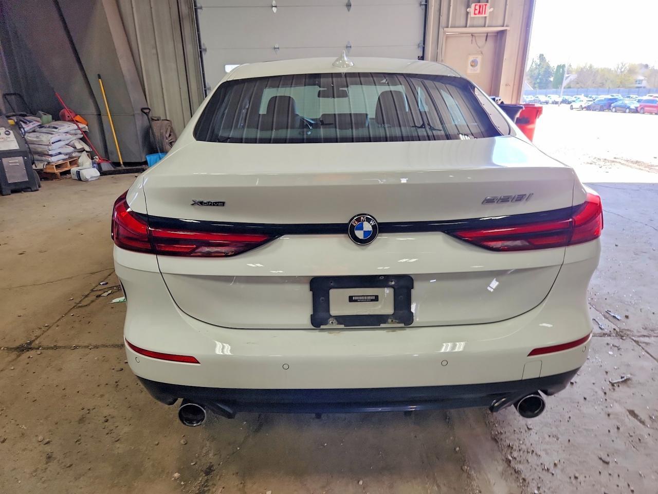 2021 BMW 228Xi - zdjęcie 6