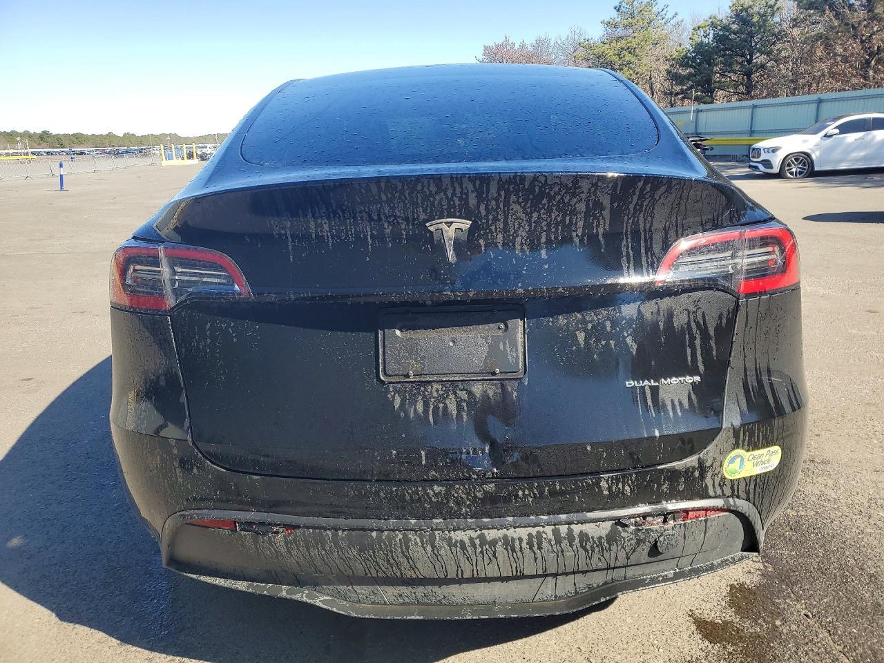 2023 Tesla Model Y - zdjęcie 6