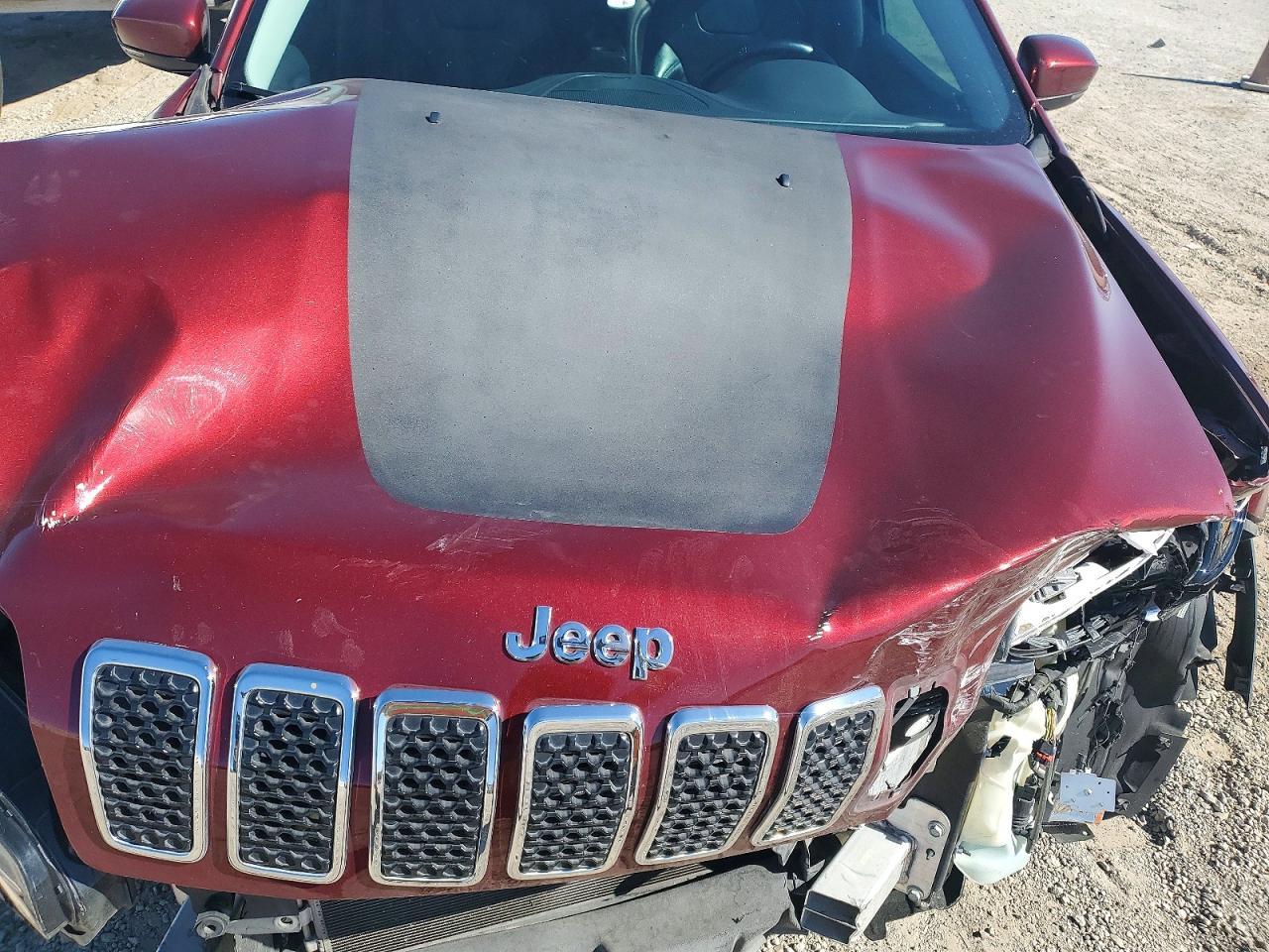 2019 Jeep Cherokee Latitude Plus - zdjęcie 12