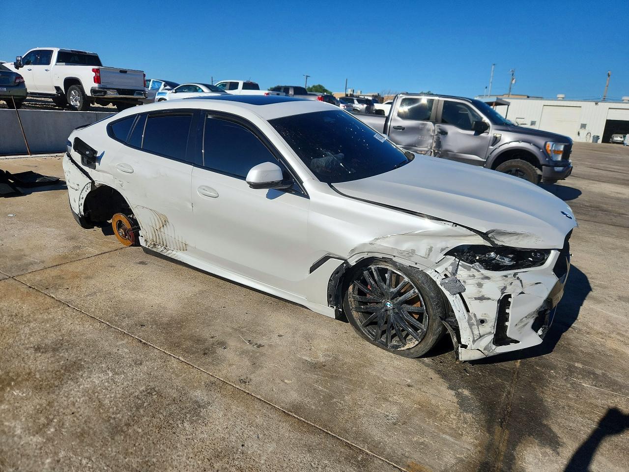 2025 BMW X6 xDrive40I - zdjęcie 4