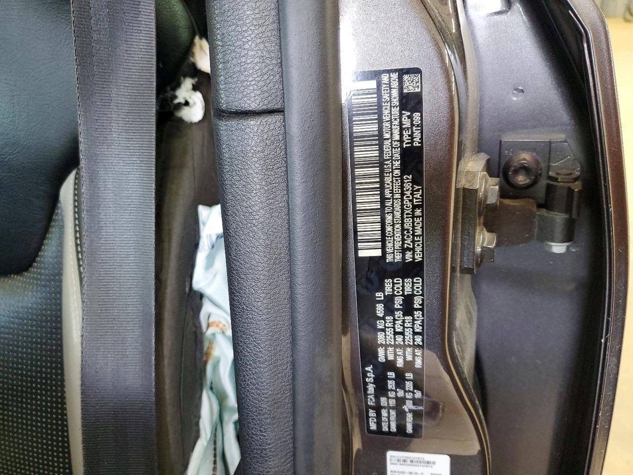 2016 Jeep Renegade Latitude - zdjęcie 13