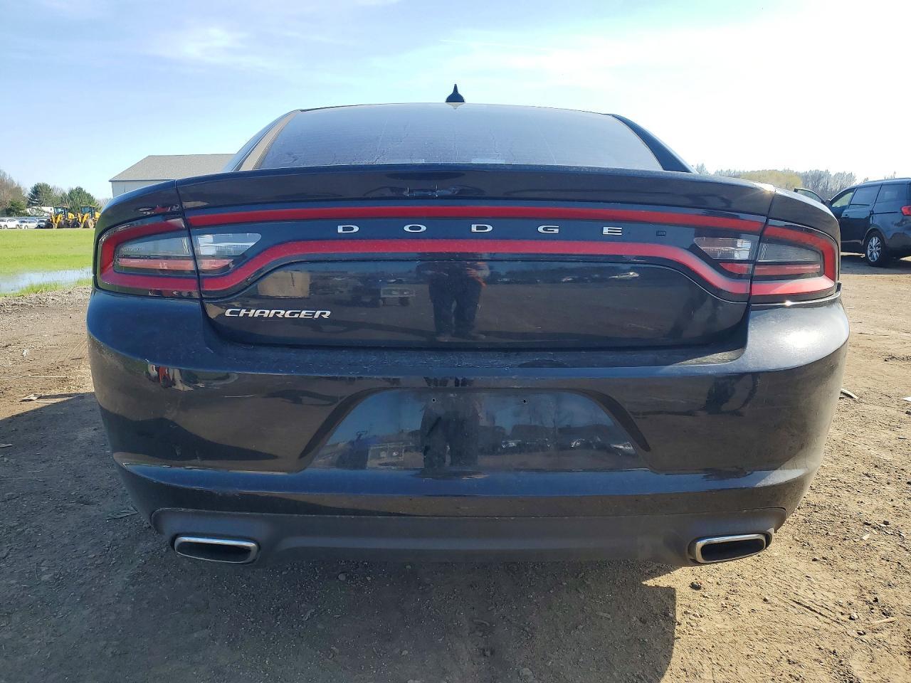 2016 Dodge Charger - zdjęcie 6