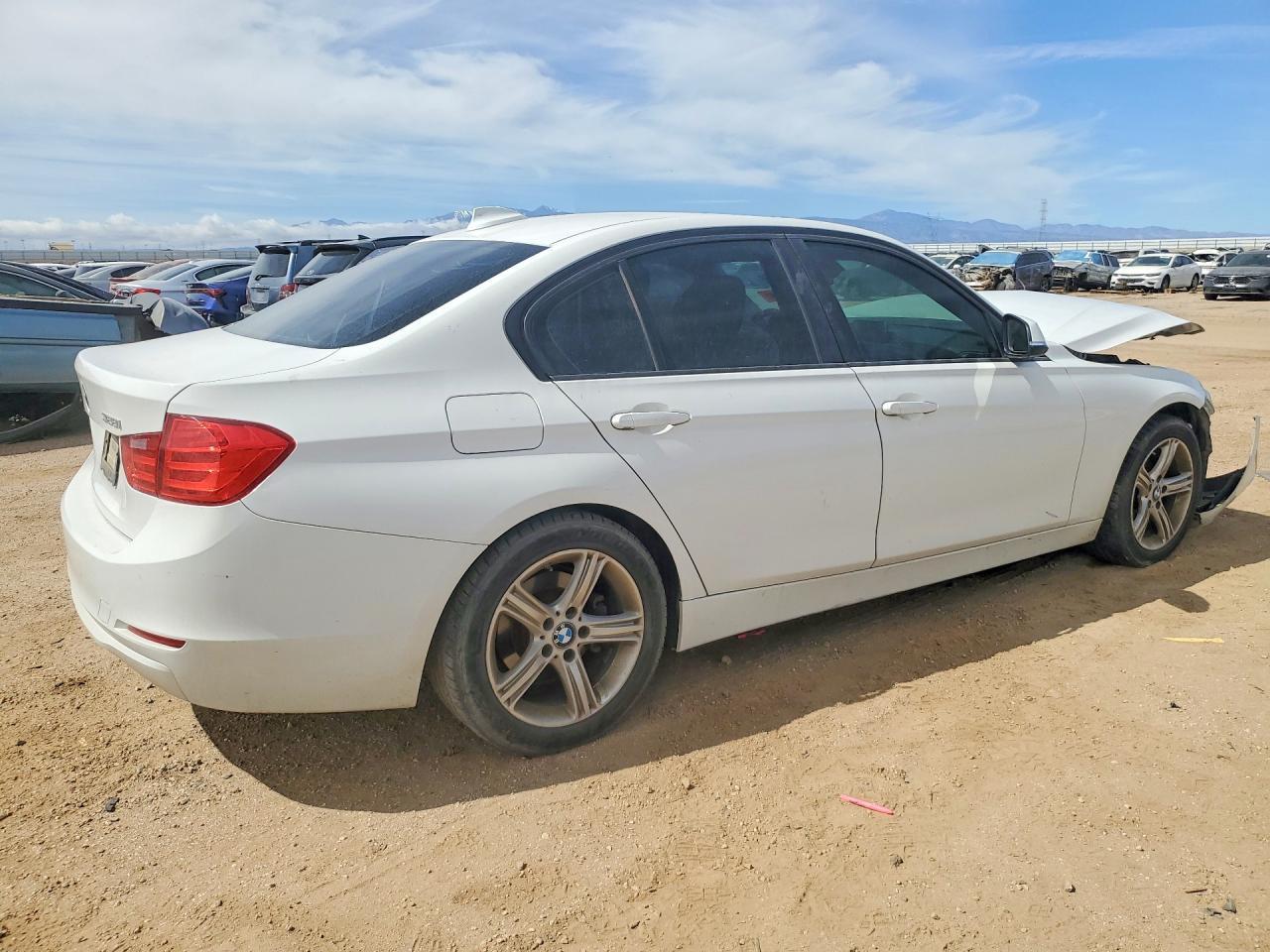 BMW Seria 3 - zdjęcie 3