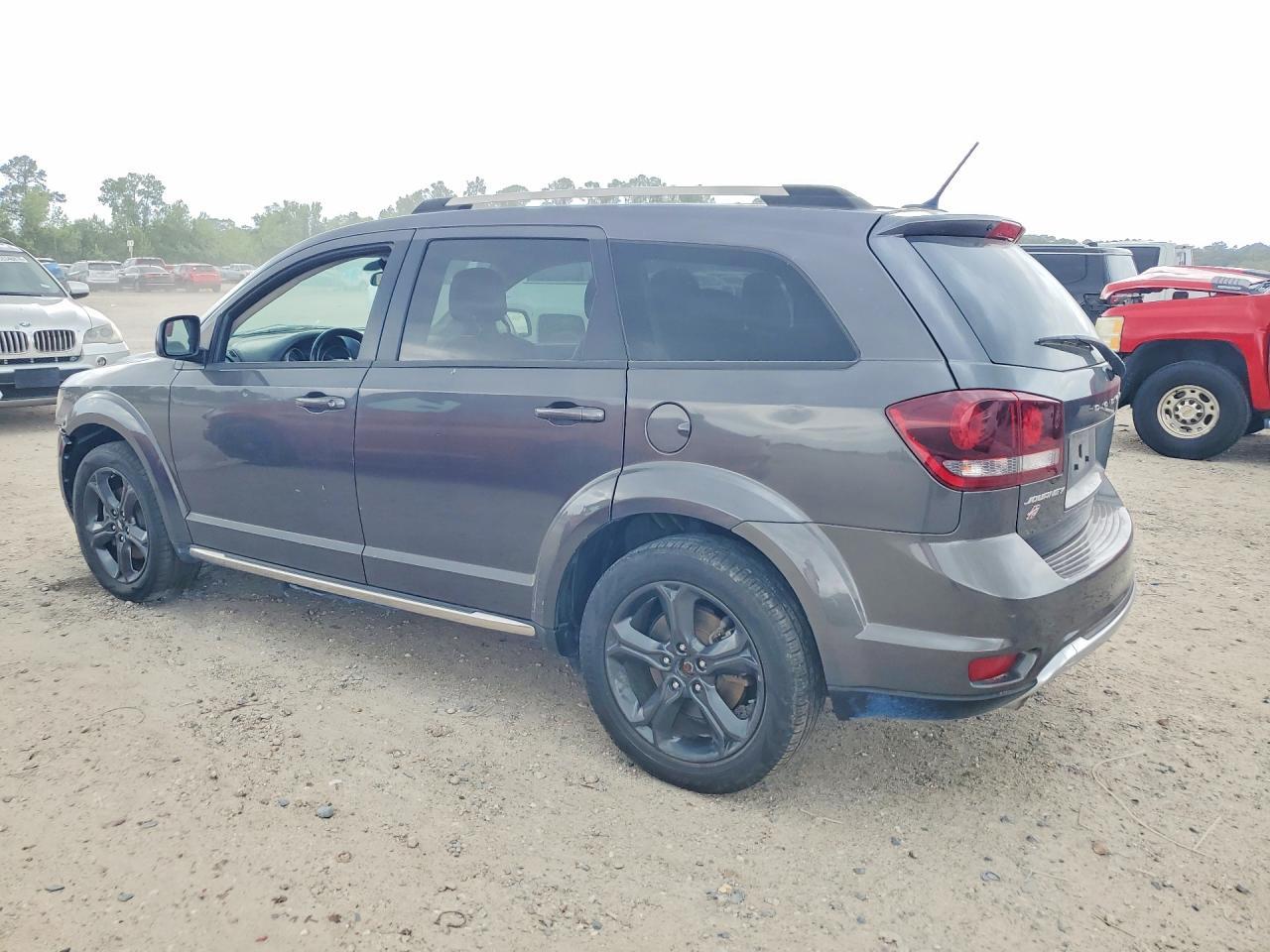 2018 Dodge Journey Crossroad - zdjęcie 2
