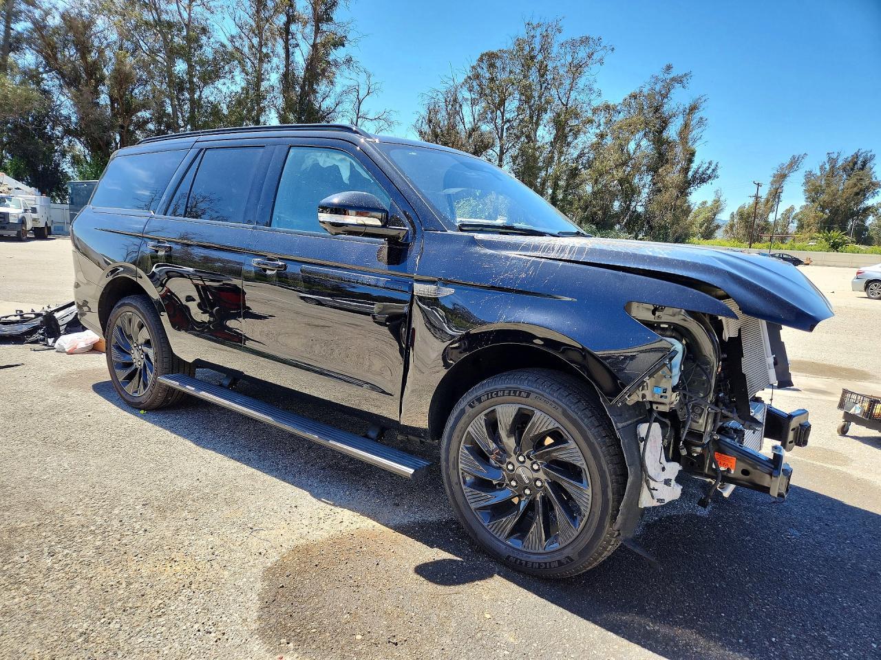 2025 Lincoln Navigator Reserve - zdjęcie 4
