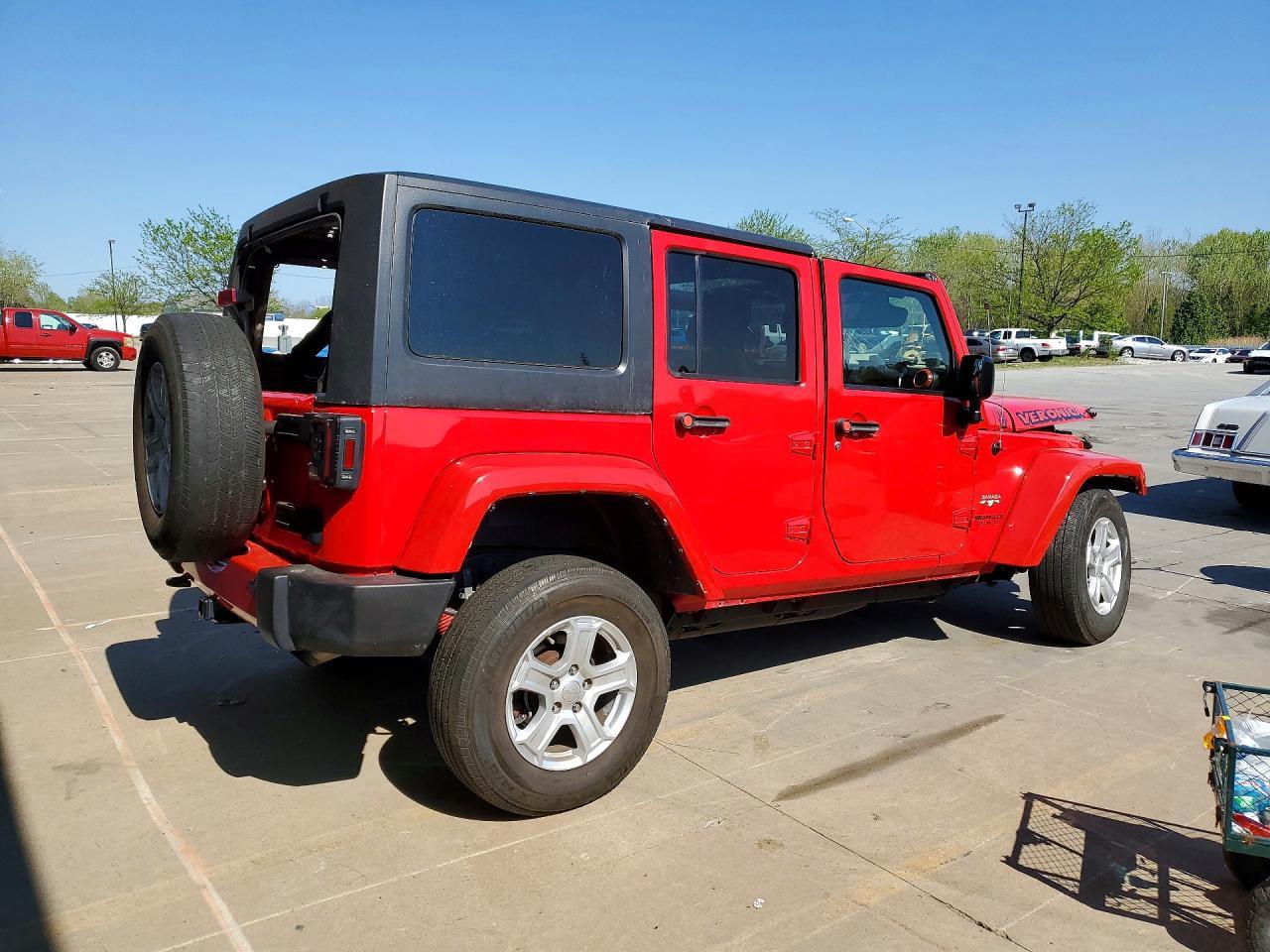 2017 Jeep Wrangler Unlimited Sahara - zdjęcie 3