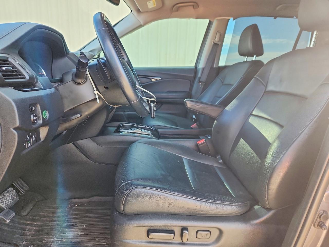 2021 Honda Pilot Touring - zdjęcie 7