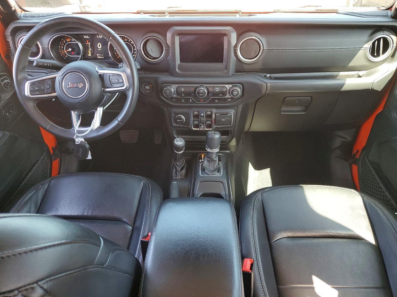 2019 Jeep Wrangler Unlimited Sahara - zdjęcie 8