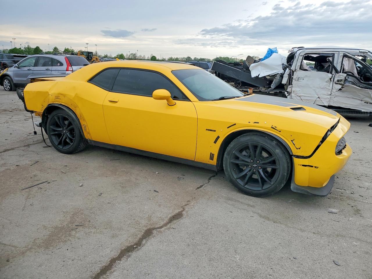 2017 Dodge Challenger R - zdjęcie 4