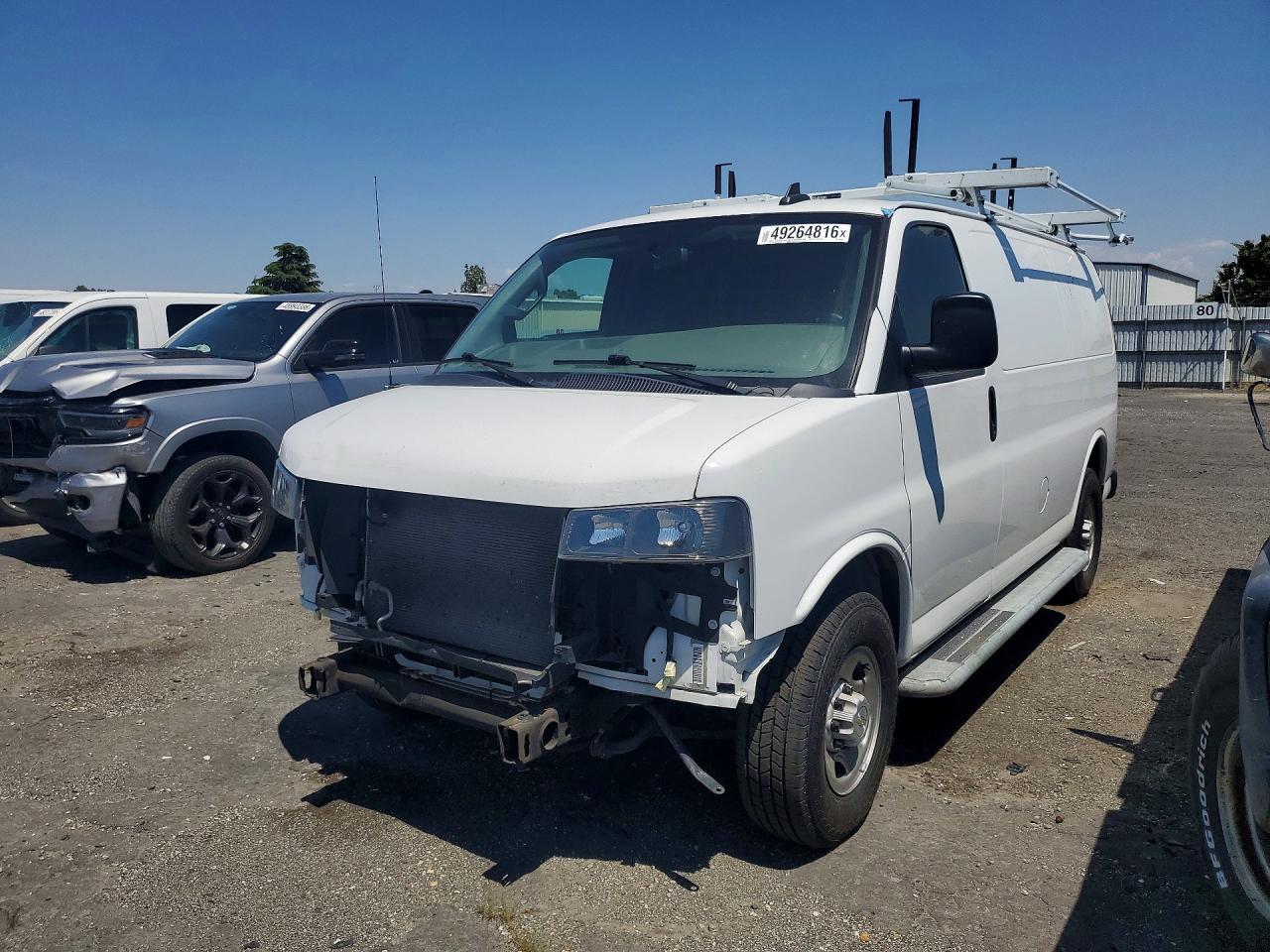 2022 Chevrolet Express G2500 - zdjęcie główne