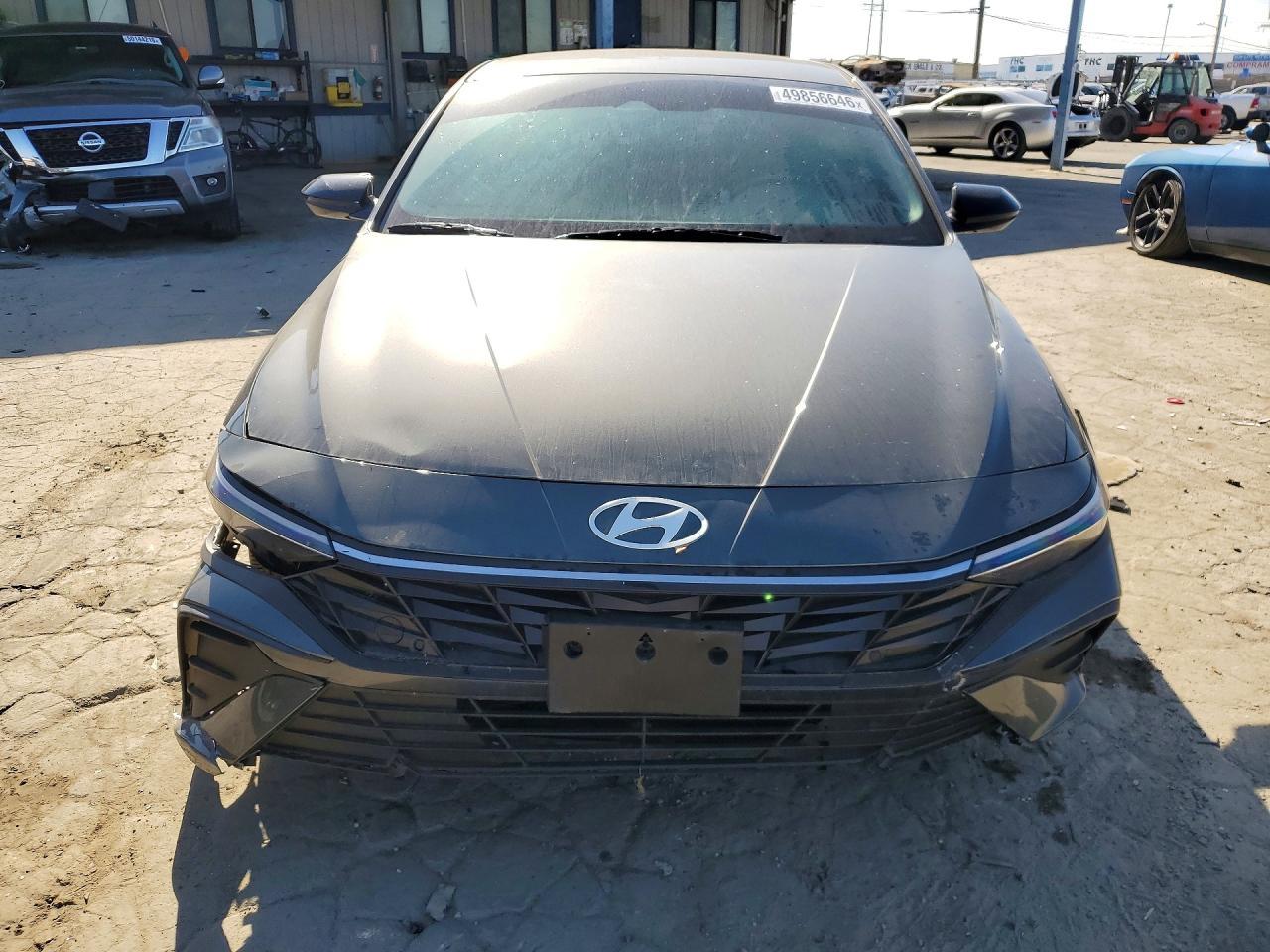 2025 Hyundai Elantra Sel Sport - zdjęcie 5