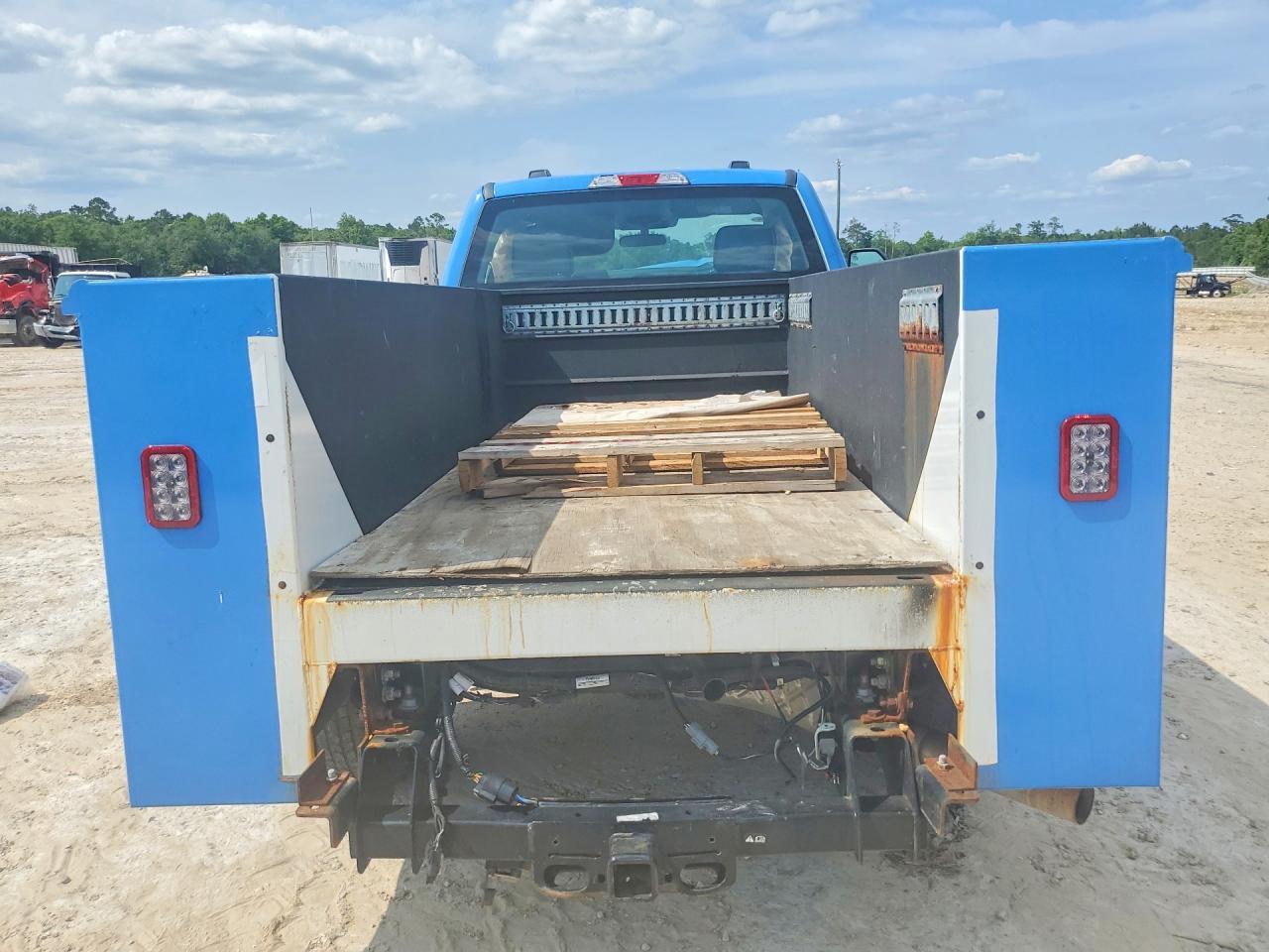 2024 Ford F250 - zdjęcie 6