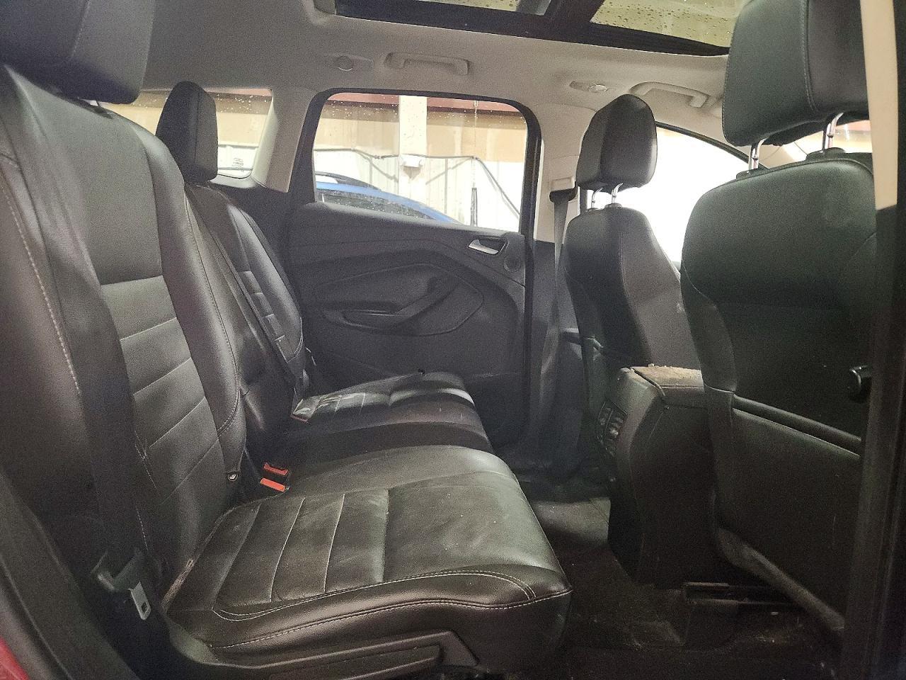 2014 Ford Escape Titanium - zdjęcie 11